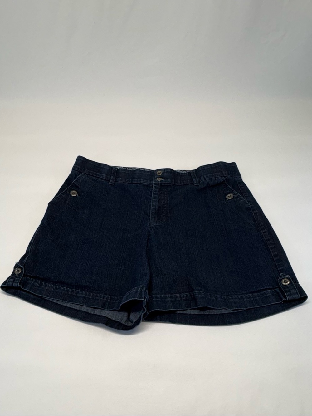 Gloria Vanderbilt Celina Denim Shorts Dark Rinse Wash Size 14 EUC